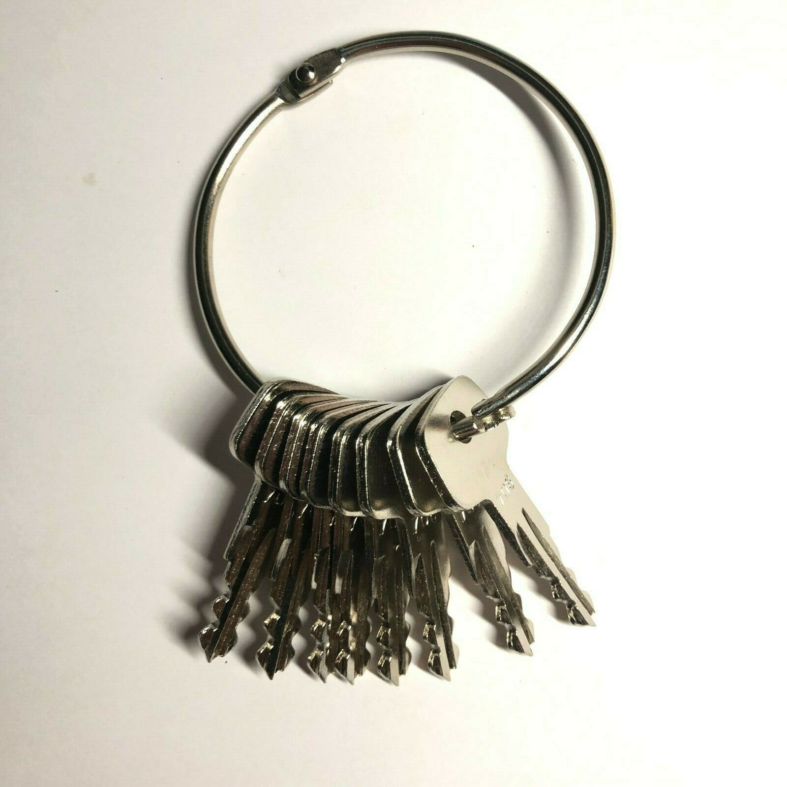 Clé de verrouillage de bouchon - Heavy Equipment Keys avis et prix
